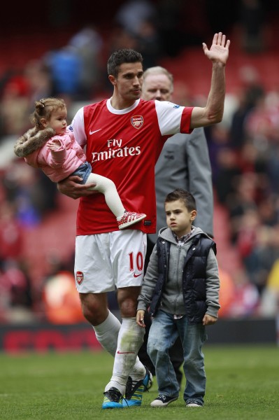 意甲爆笑剧场：绿黑小旋风VS紫百合魔法团，今晚谁家厨房不冒烟？