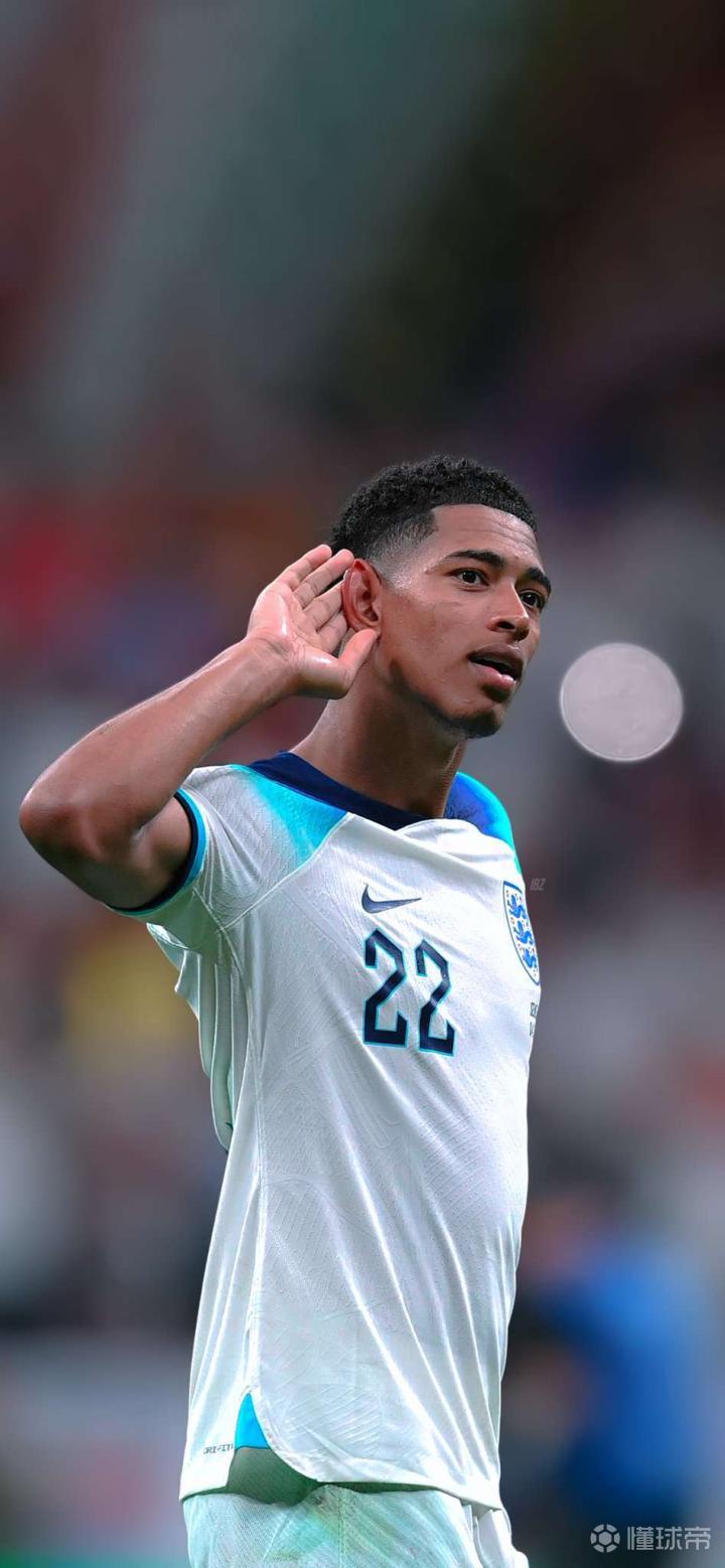 埃贝尔：不理解关于诺伊尔的争论，本赛季他一直是我们的支柱