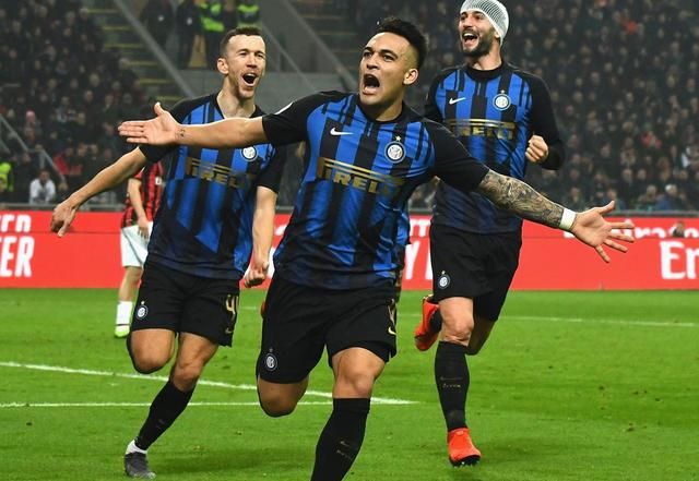 末节被弃用！周琦高效砍两双，杀伤力十足无奈罚球一般