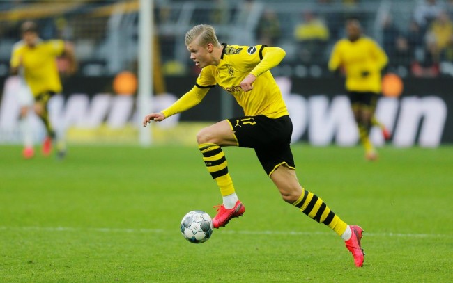 足球中超豪门再爆冷门，争冠格局突然大变