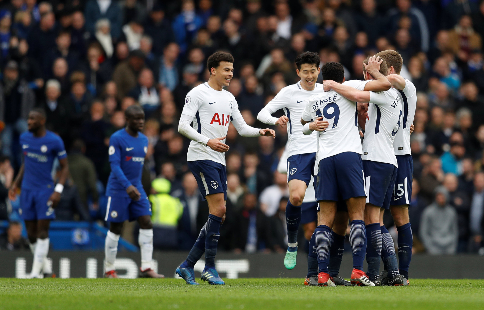 莫斯克拉：人们梦想赢得欧冠是正常的，但现在是11月赛季还长（莫斯克拉：渴望欧冠夺冠很正常，但现在才11月，赛季仍很漫长）