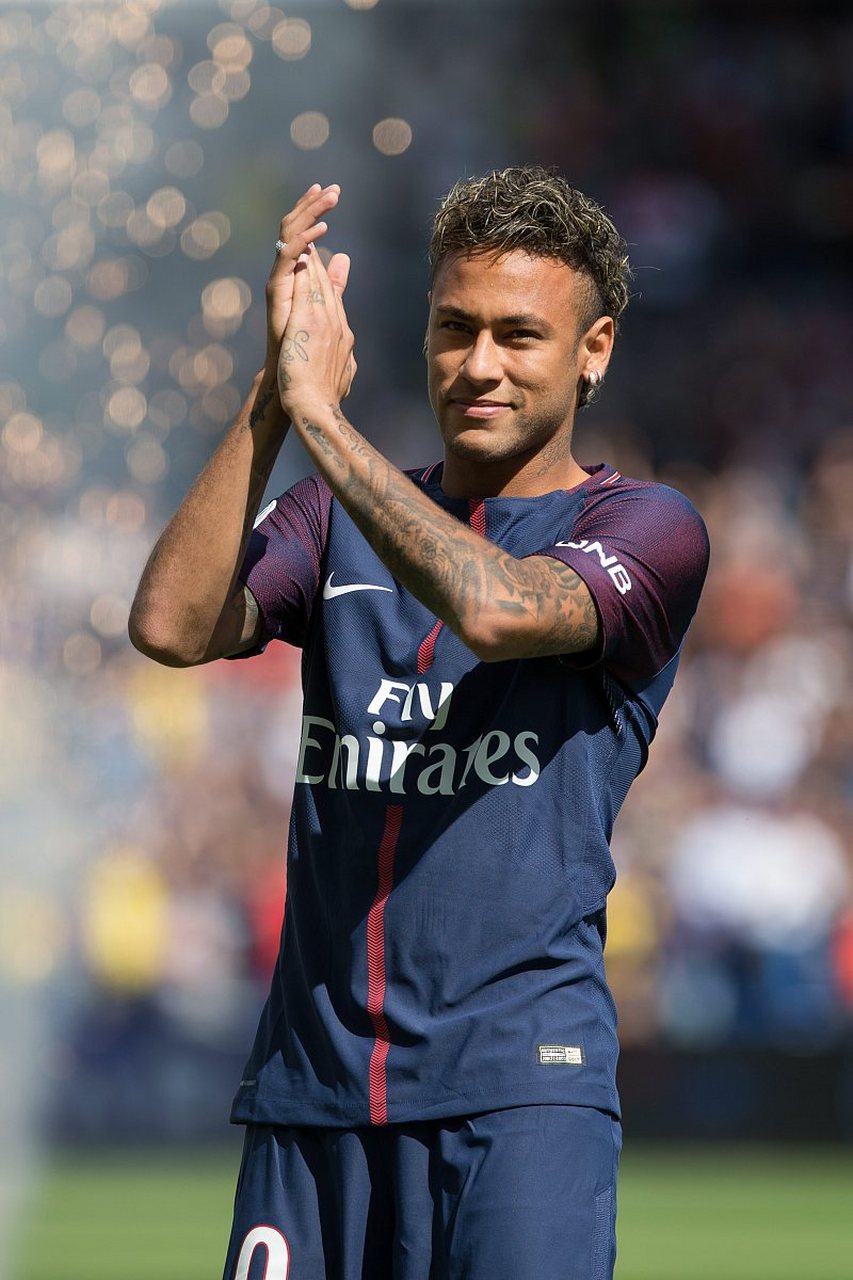 砍14分+4次封盖！中国男篮18岁2米13中锋闪耀：追赶杨瀚森进NBA？