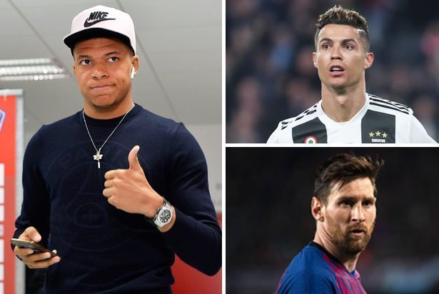 图片报：法兰克福关注美因茨24岁日本中场佐野海舟