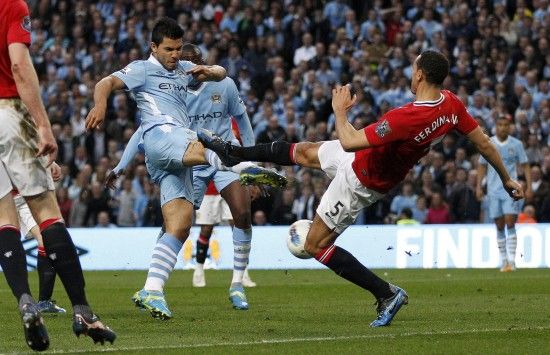 特罗萨德成为英超历史第5位进球达到50的比利时球员